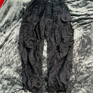 Zara size M Bkack eyelet embroidered cargo pants cinched hem new without tags